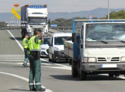 La Guardia Civil intercepta a un conductor que se dio a la fuga en un control de tráfico en la Merindad de Cuesta Urria