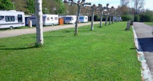 PISCINAS -CAMPING DE VILLARCAYO