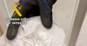 La Guardia Civil intercepta y detiene en Las Merindades a una persona tras darse a la fuga