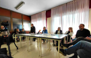 Las Asociaciones de Montija exigen la reapertura de la Farmacia de Villasante